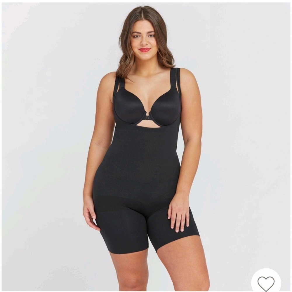 NWT Assets by Spanx Shaping Open-Bust Bodysuit